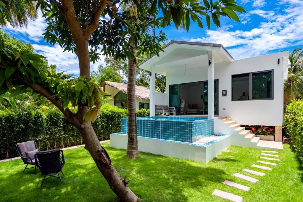 Villa 1 Bedroom with Bunk Bed exterior pool and garden